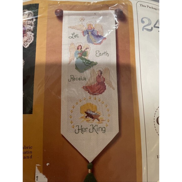 The Creative Circle 2424 Collection Counted Cross Stitch Kit 1984 Vintage Angels - Picture 10 of 11